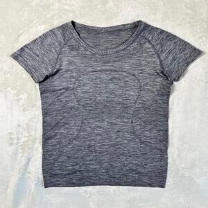 Lululemon Swiftly Tech Crew Women's 6 Short Sleeve Tee Shirt Heathered Slate